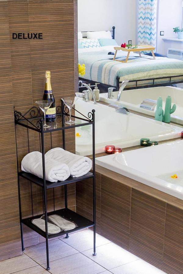 Apartamenty Centrum Z Wanna Dwuosobowa Piotrkow Trybunalski Bilik gambar