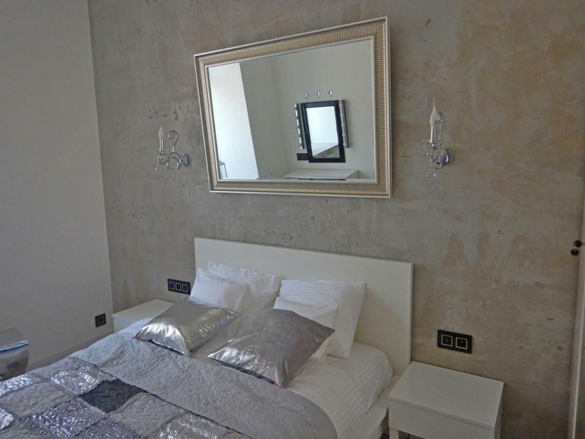 Apartamenty Centrum Z Wanna Dwuosobowa Piotrkow Trybunalski Luaran gambar