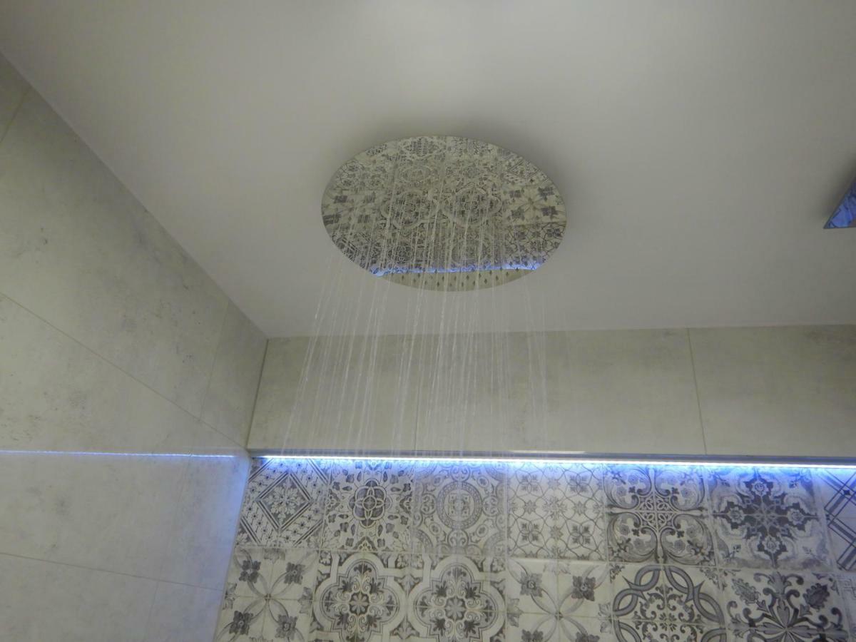 Apartamenty Centrum Z Wanna Dwuosobowa Piotrkow Trybunalski Luaran gambar