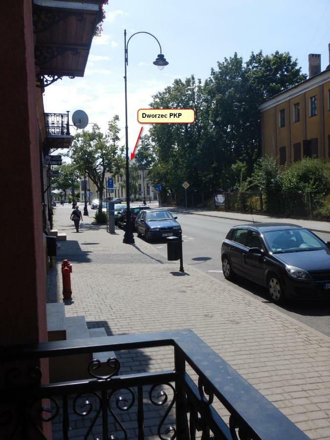 Apartamenty Centrum Z Wanna Dwuosobowa Piotrkow Trybunalski Luaran gambar
