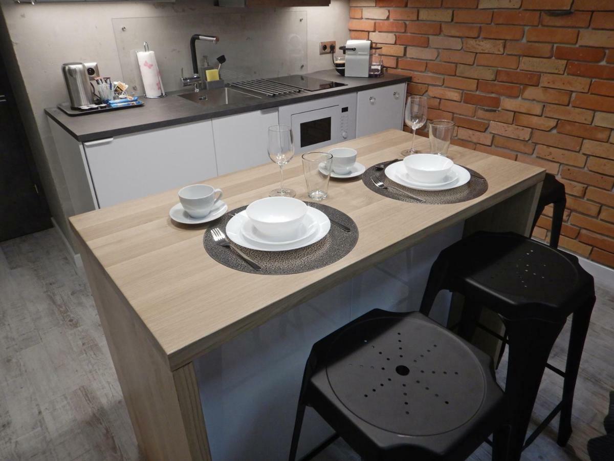 Apartamenty Centrum Z Wanna Dwuosobowa Piotrkow Trybunalski Luaran gambar